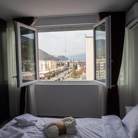 Apart Hotel Center П'ятра-Нямц Екстер'єр фото